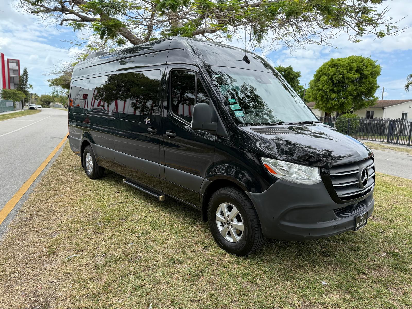 Miami Airport Shuttle and Limo Mercedes-Benz Sprinter van